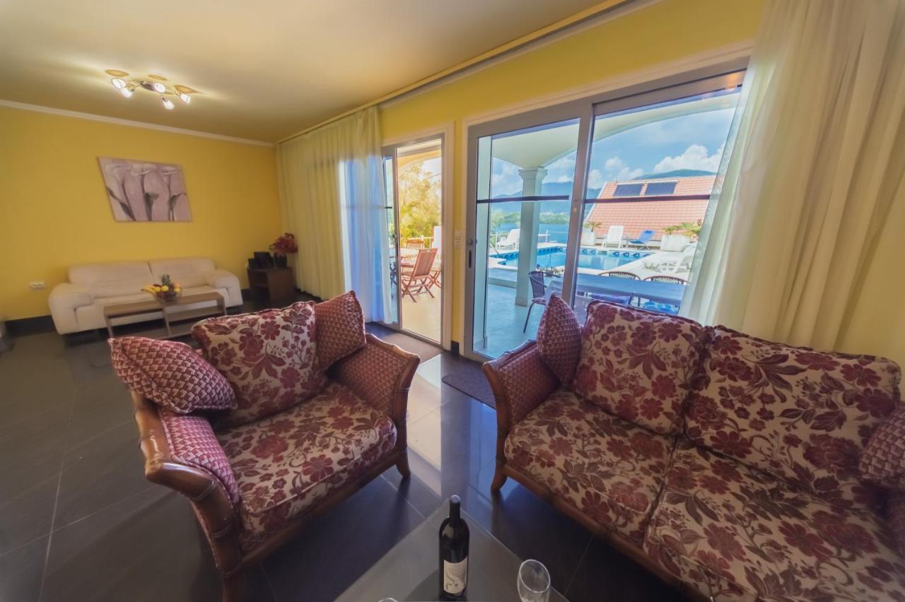 Villa Tivat Buitenkant foto